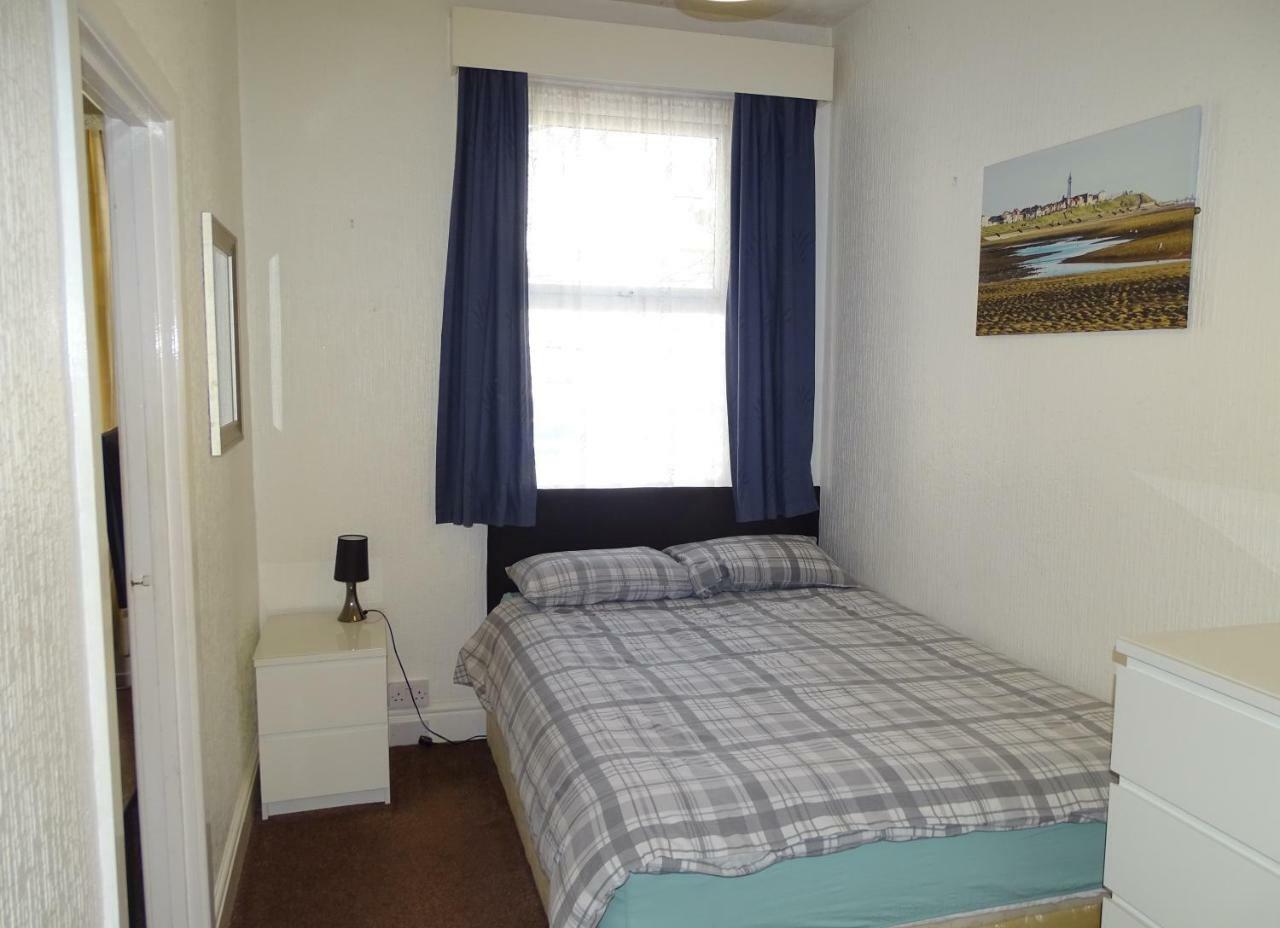 Beeton Villas Holiday Apartments Blackpool Eksteriør bilde