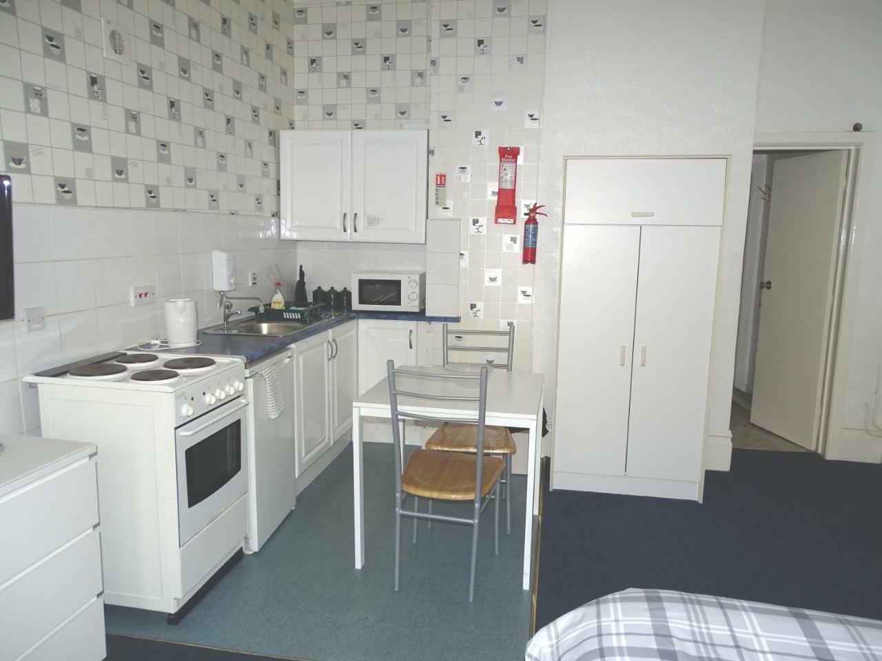 Beeton Villas Holiday Apartments Blackpool Eksteriør bilde