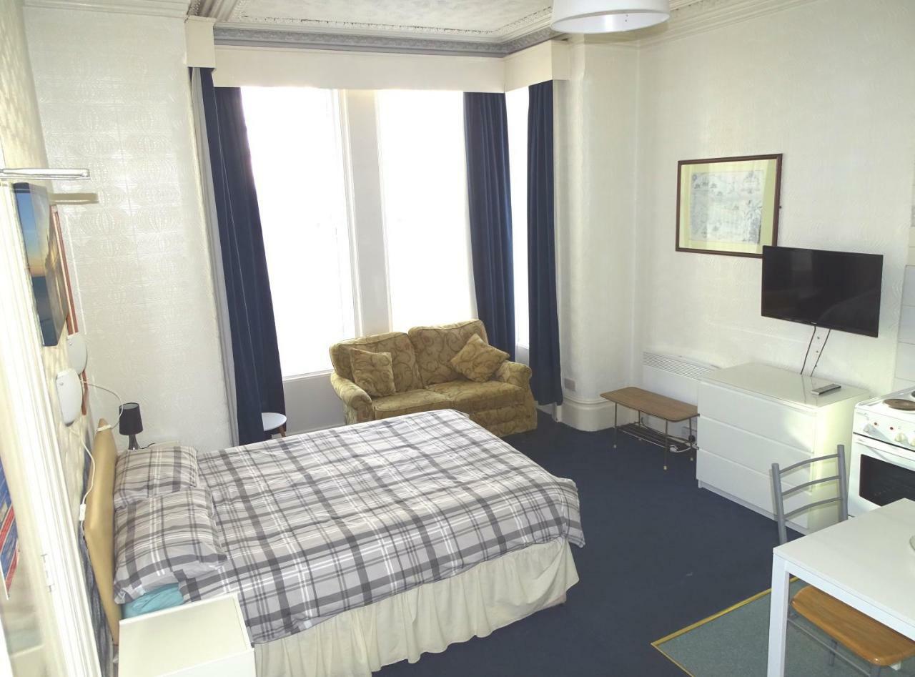 Beeton Villas Holiday Apartments Blackpool Eksteriør bilde