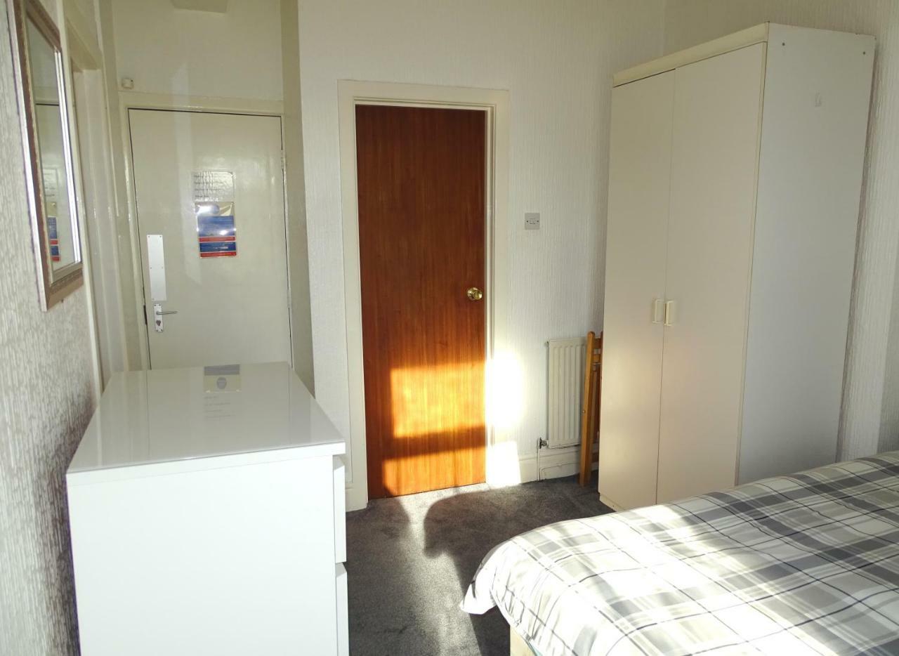 Beeton Villas Holiday Apartments Blackpool Eksteriør bilde